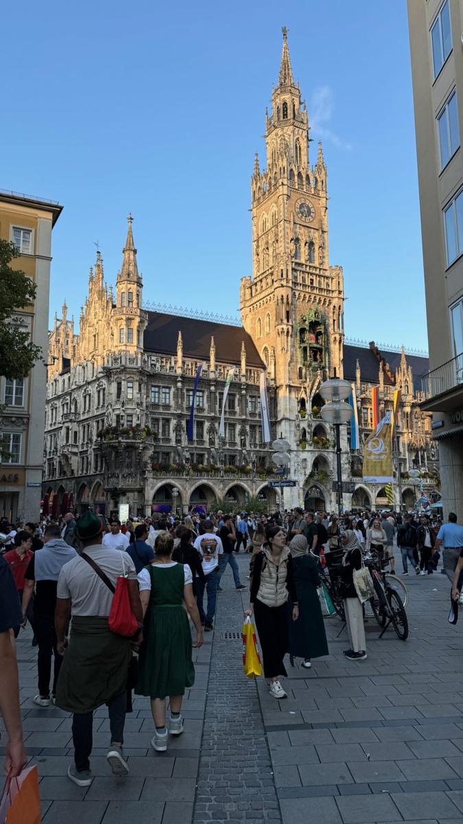 The New Town Hall, with the Glockenspiel in the tower.
