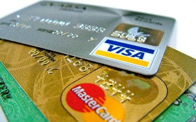 Visa-Mastercard-credit-cards-e1387426494114